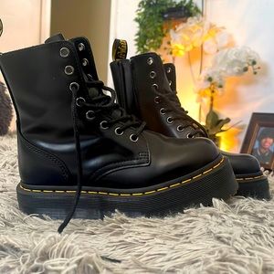 Dr. Martens Jadon Black Boots women size 5. Fits a size 6.5. Only worn 3 x’s.